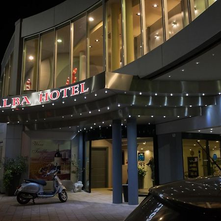 Alba Hotel Екстер'єр фото