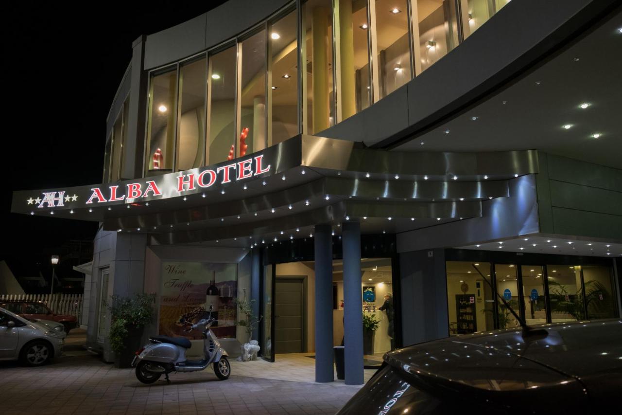 Alba Hotel Екстер'єр фото