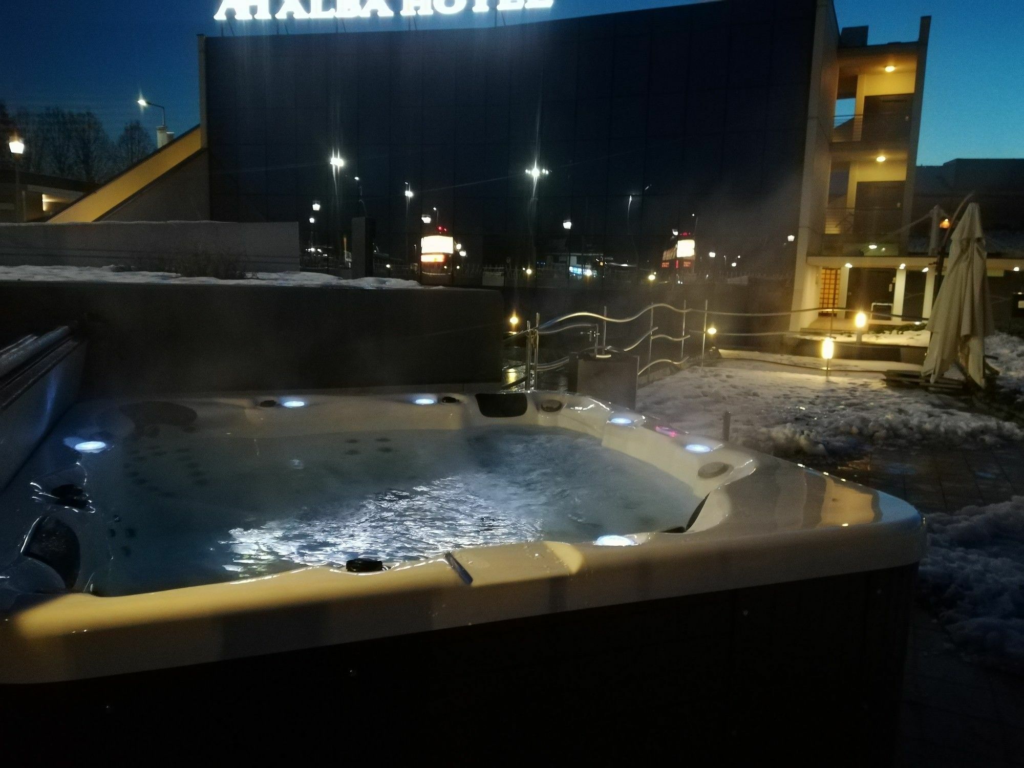 Alba Hotel Екстер'єр фото